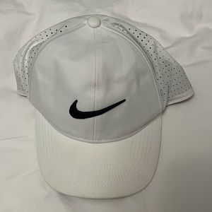 Nike cap, adjustable